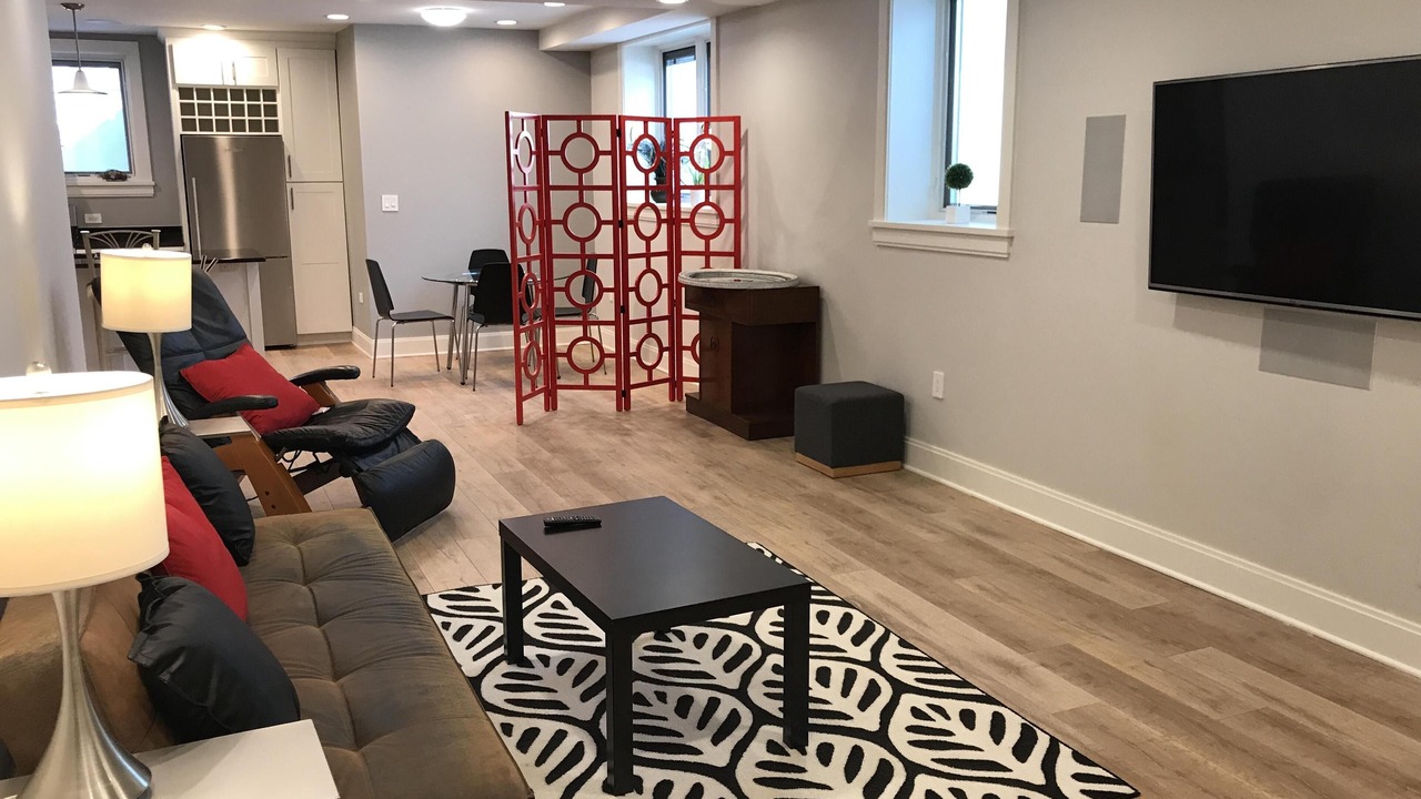 Photo of Livingroom in Bethesda