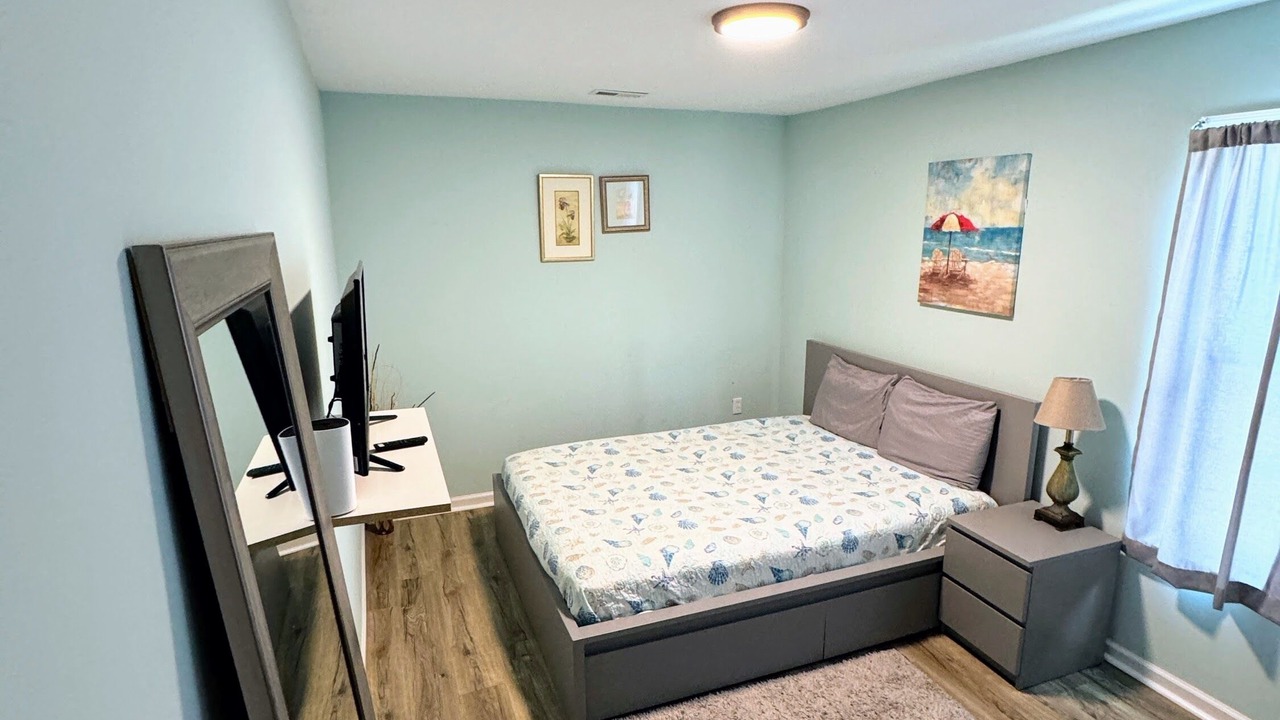 Photo of Bedroom in Windy Hill
