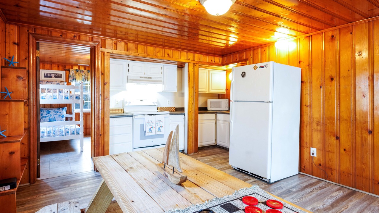 Photo of Kitchen in Ocean Drive