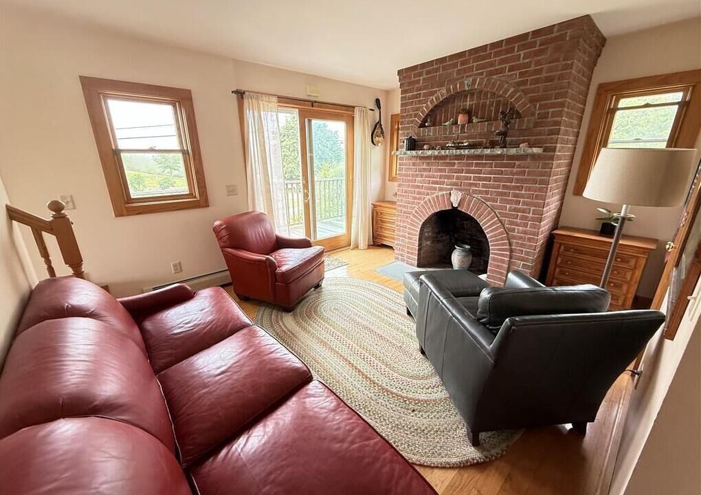 Photo of Livingroom in Block Island