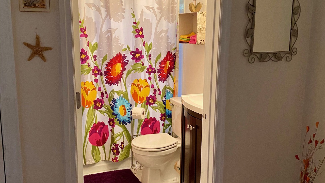 Photo of Bathroom in Ridge Wood Heights