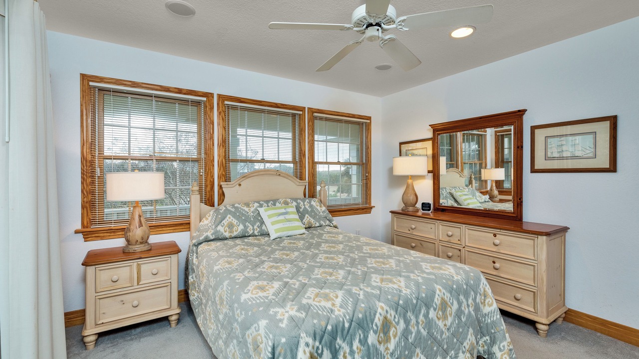 Photo of Bedroom in Pine Island