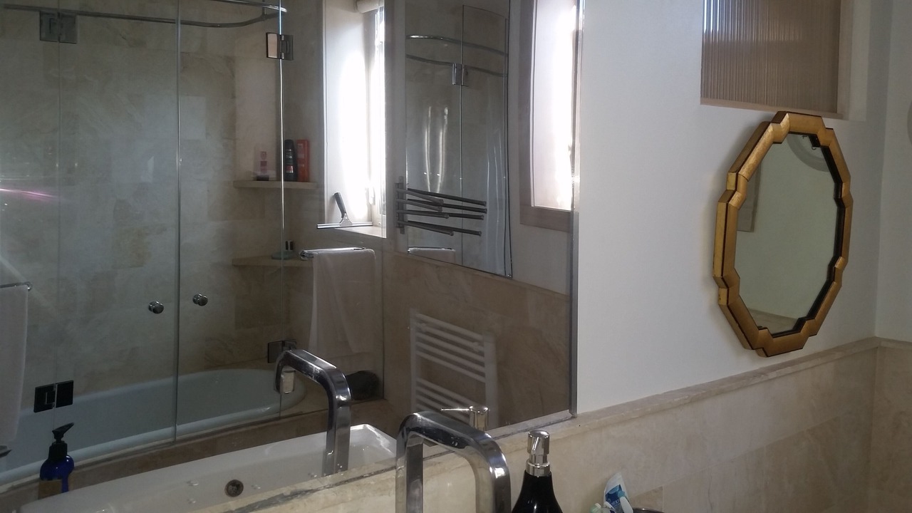 Photo of Bathroom in Riverdale