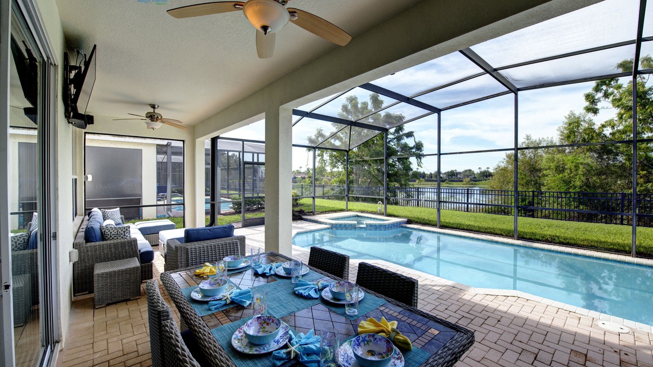 Photo of Outdoor in Windsor Hills