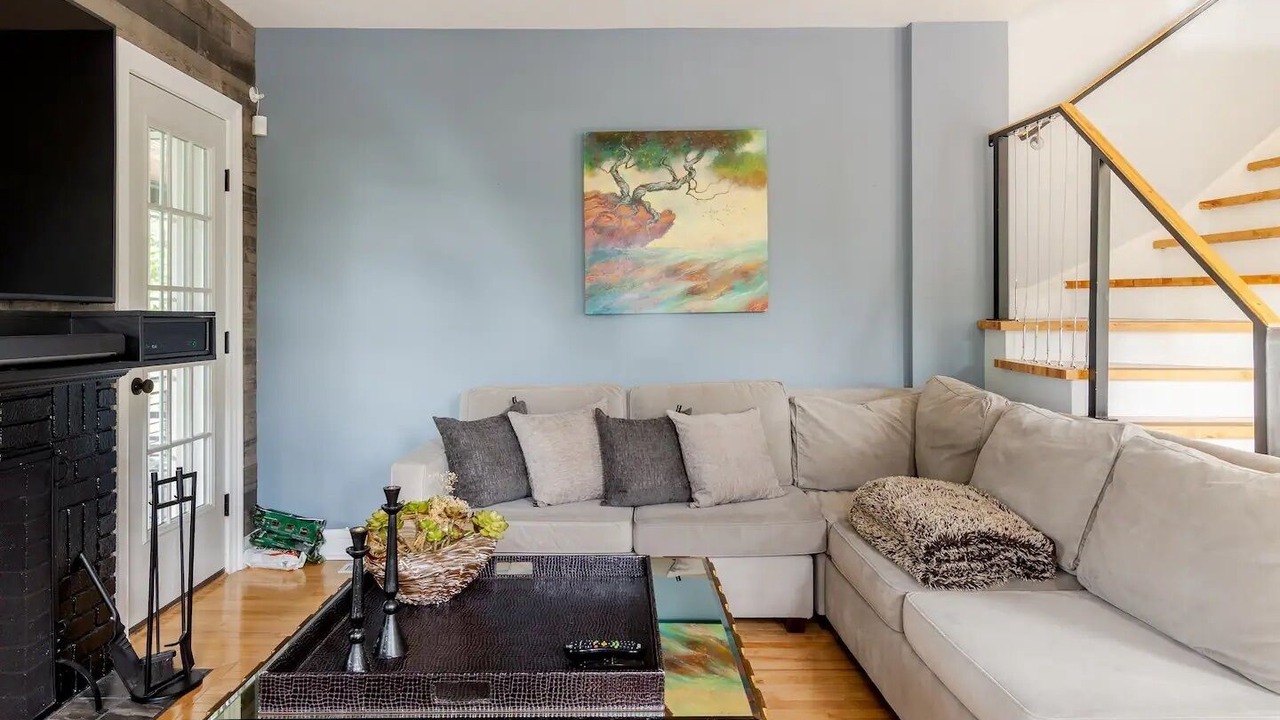 Photo of Livingroom in Brightwood Park