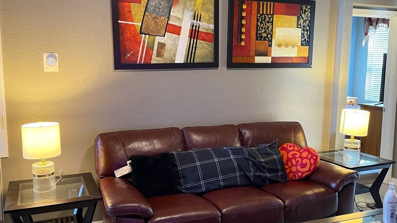 Photo of Livingroom in Windsor Hills
