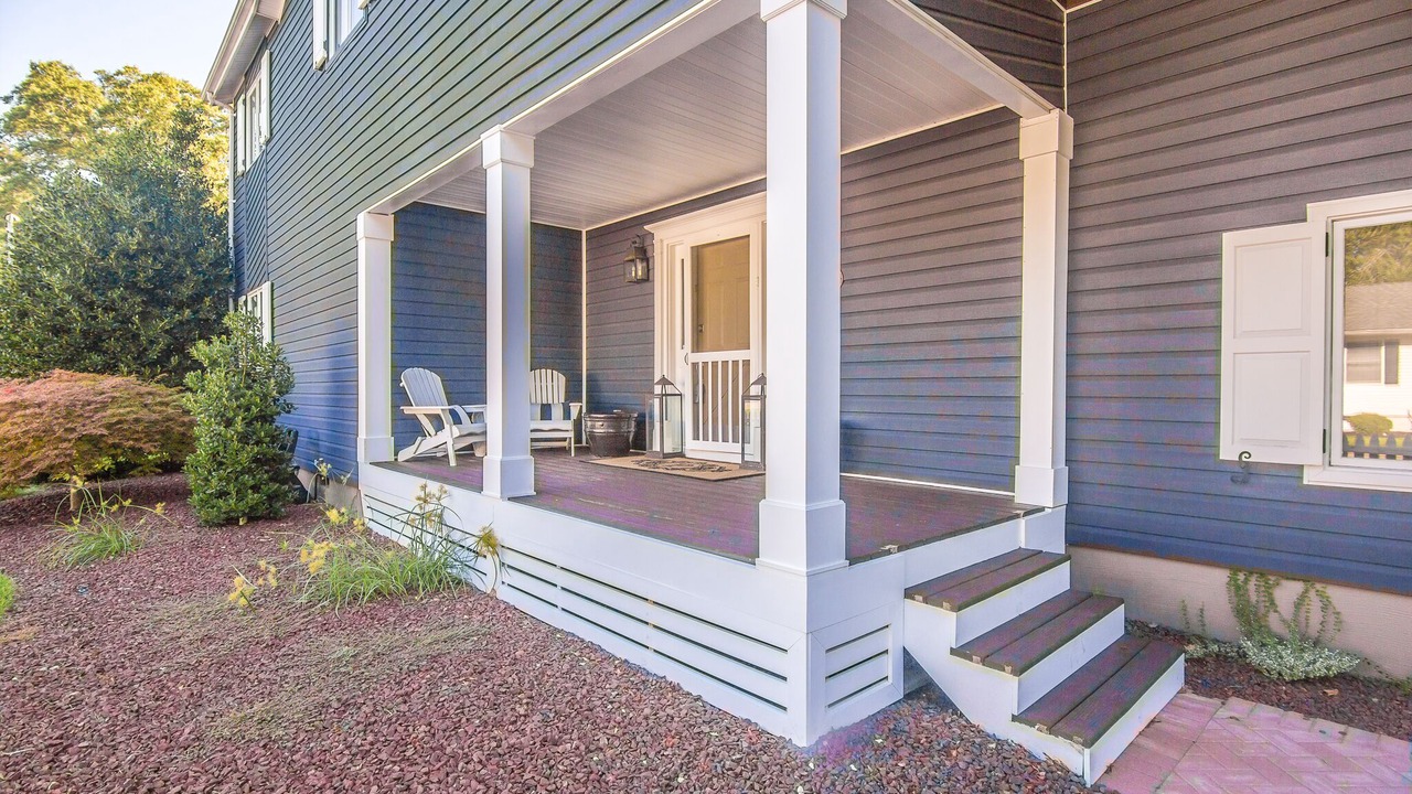 Photo of Patio Balcony in Caine Woods