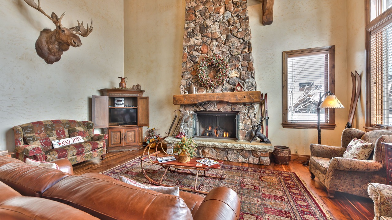 Photo of Livingroom in Empire Pass