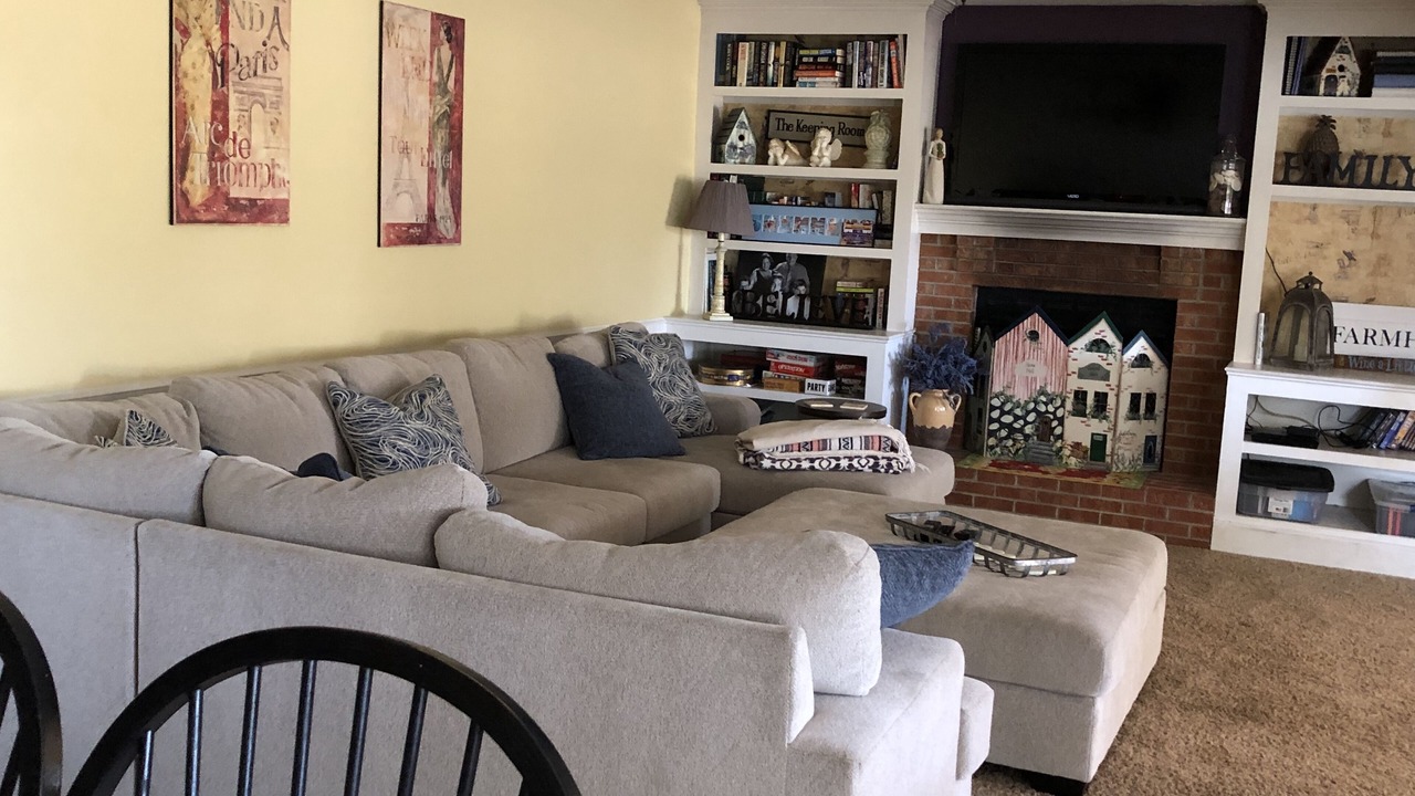 Photo of Bedroom in Lakeview