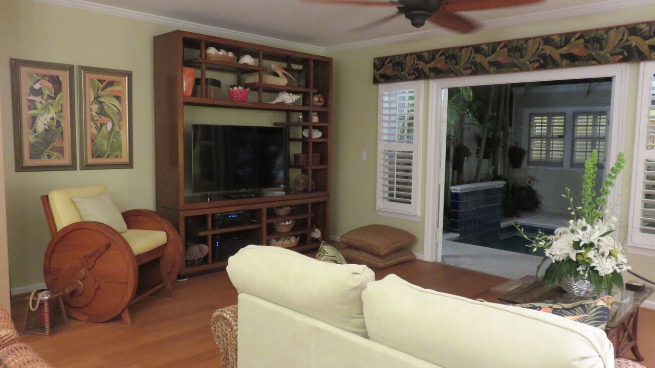 Photo of Livingroom in Bahama Village