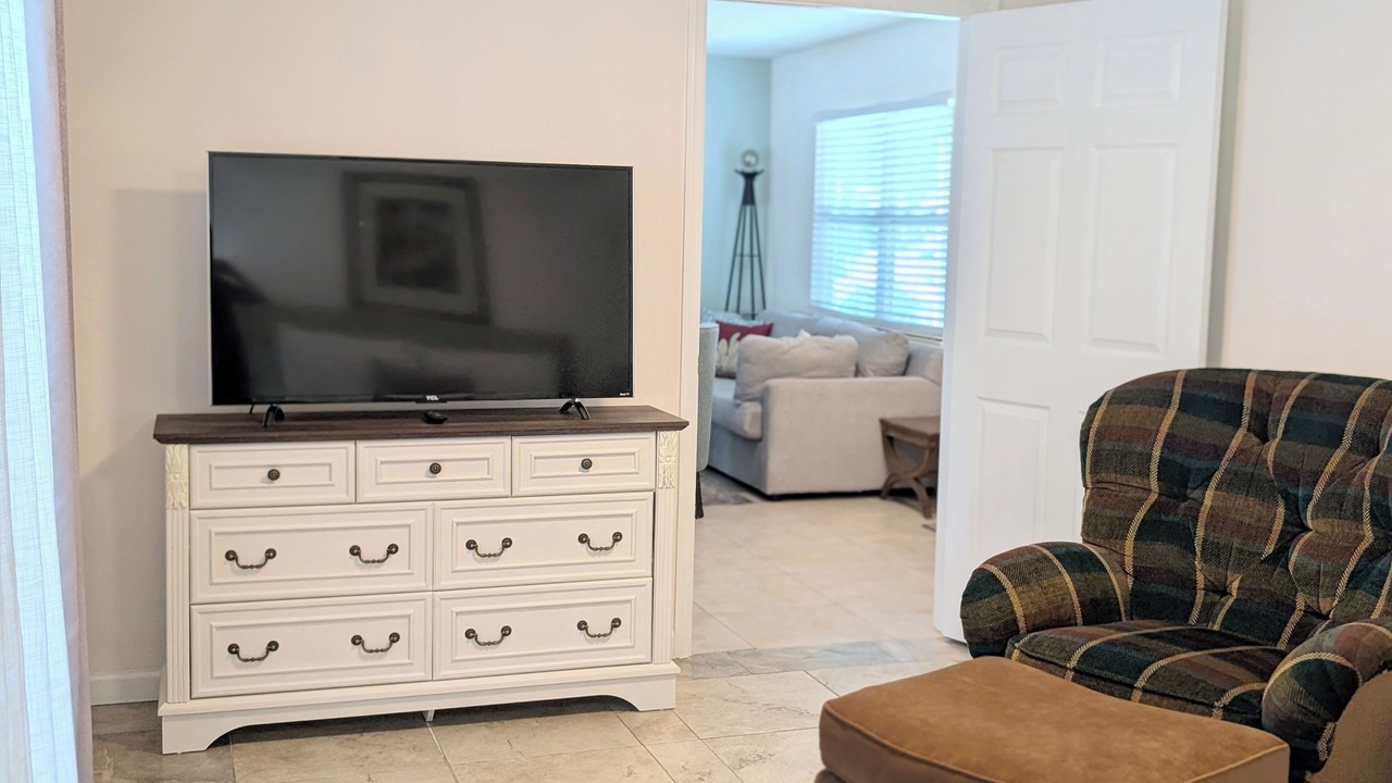 Photo of Livingroom in Paver Park