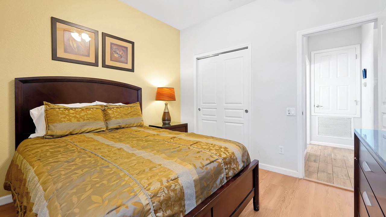 Photo of Bedroom in Windsor Hills