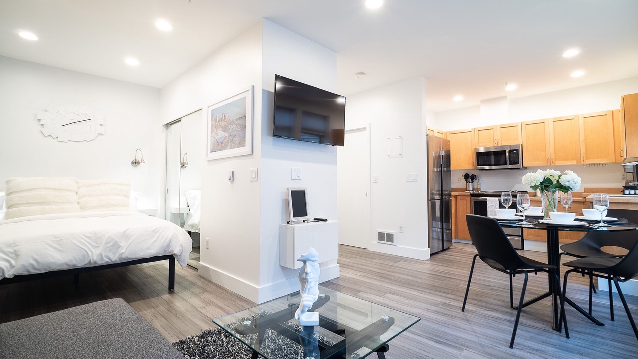 Photo of Bedroom in Belltown