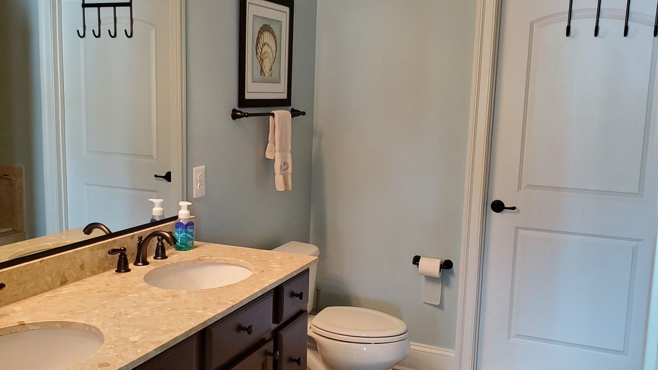 Photo of Bathroom in Ocean View