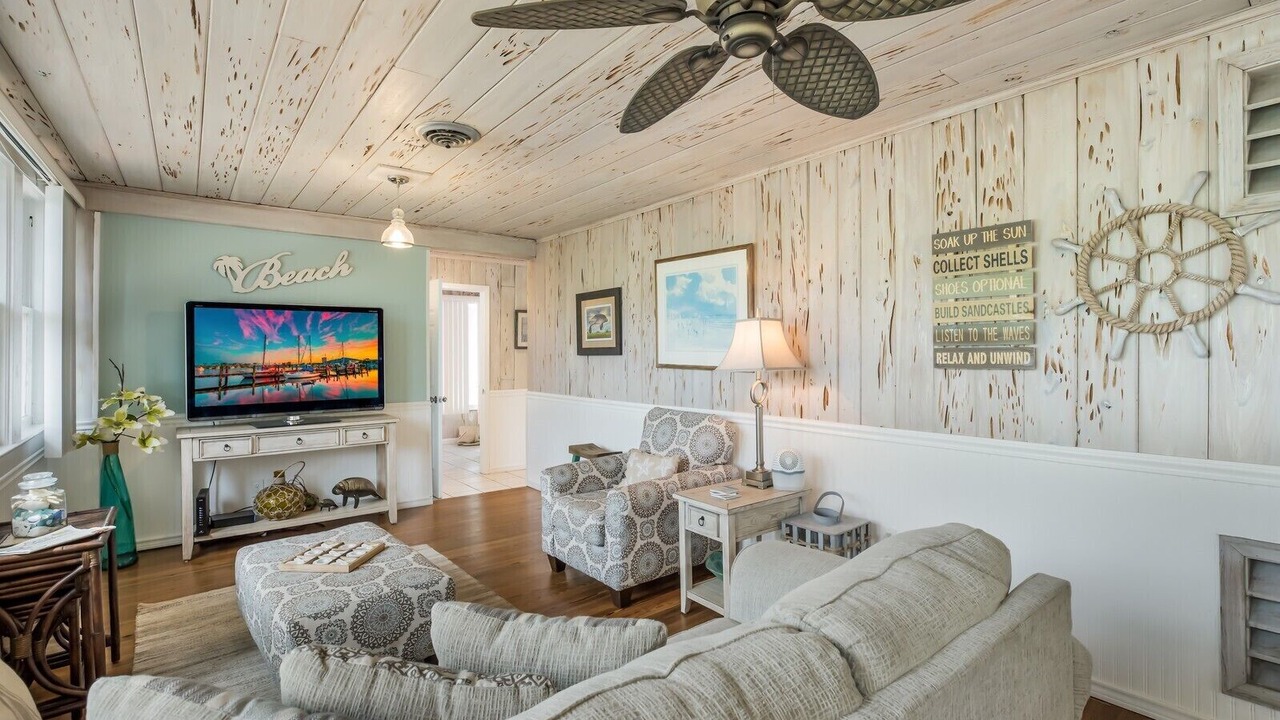 Photo of Livingroom in Siesta Key