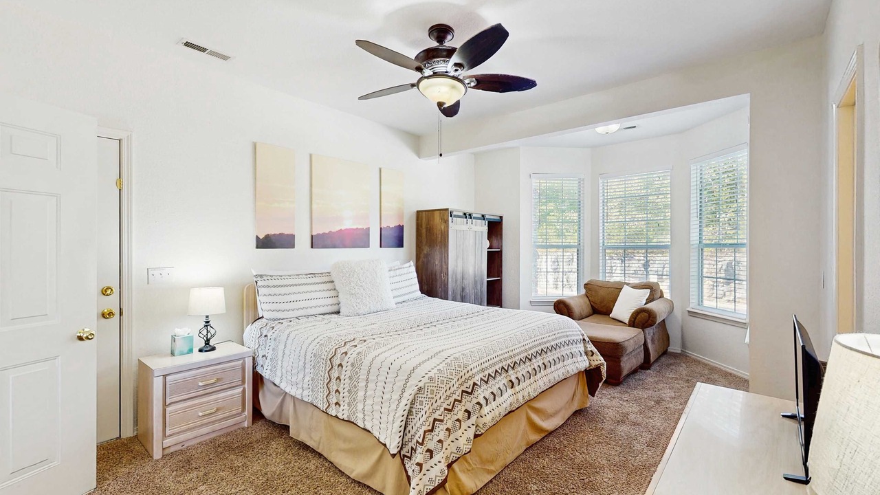 Photo of Bedroom in Kimberling City
