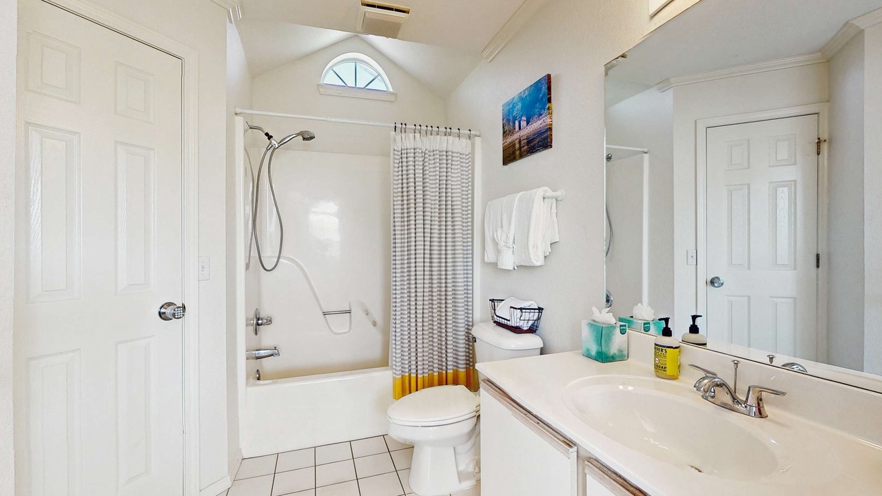 Photo of Bathroom in Kimberling City