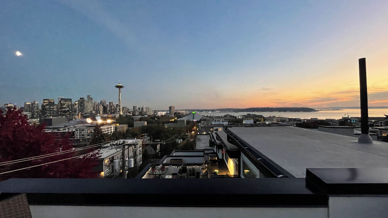 Photo of Outdoor in Lower Queen Anne