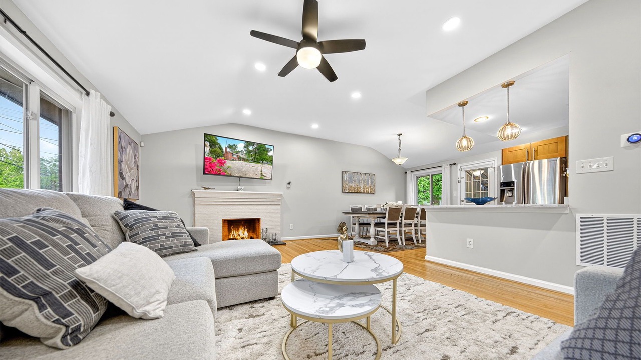 Photo of Bedroom in Oxon Hill