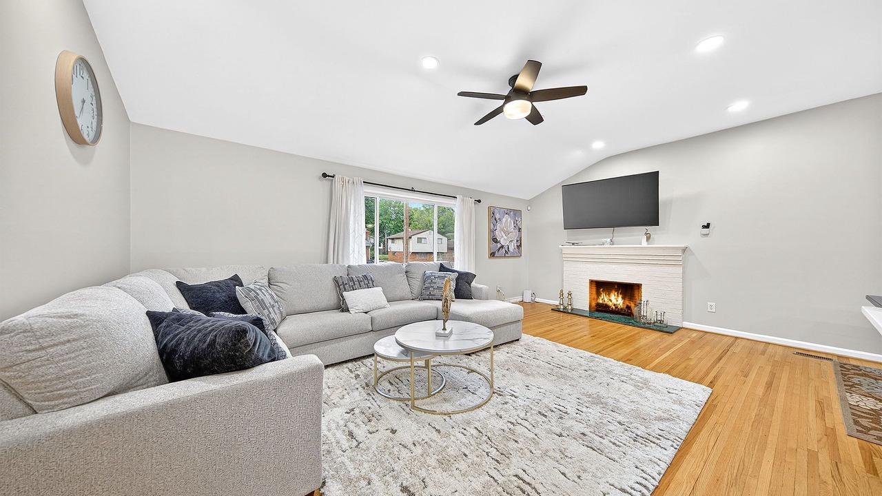 Photo of Bedroom in Oxon Hill