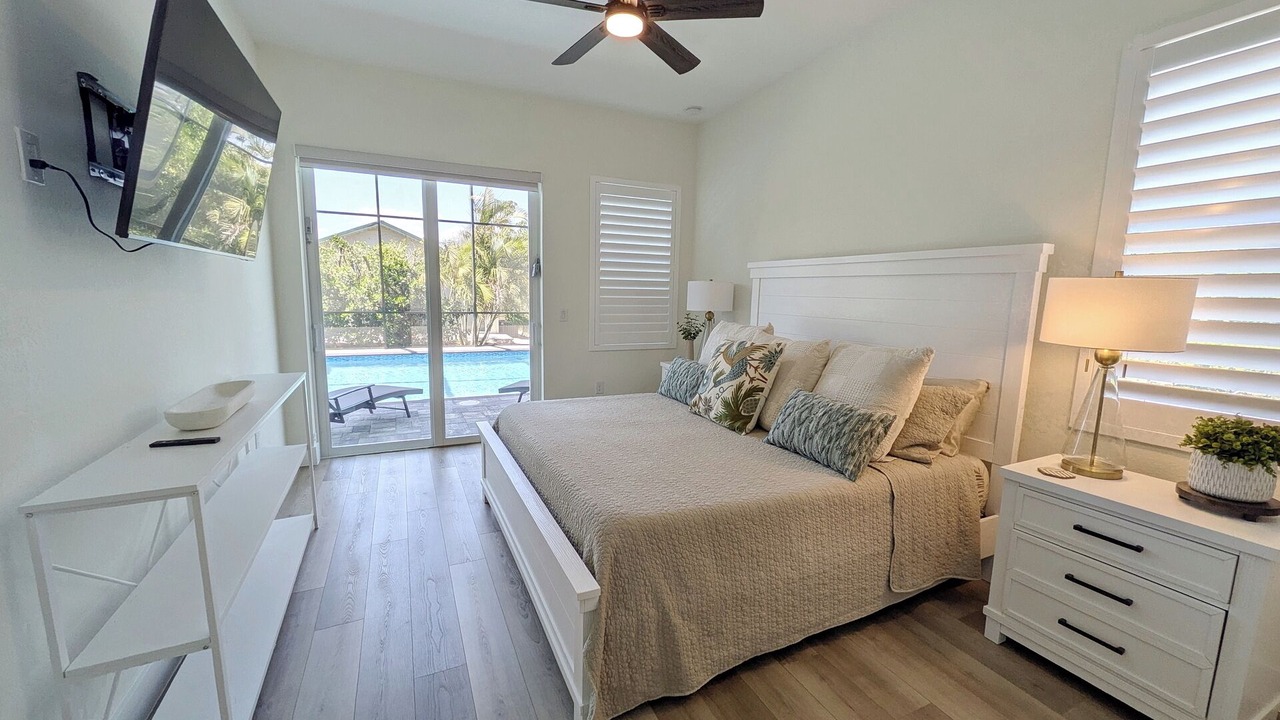 Photo of Bedroom in Naples Park