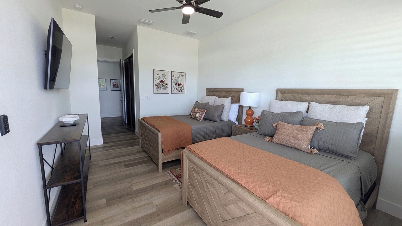 Photo of Bedroom in Naples Park