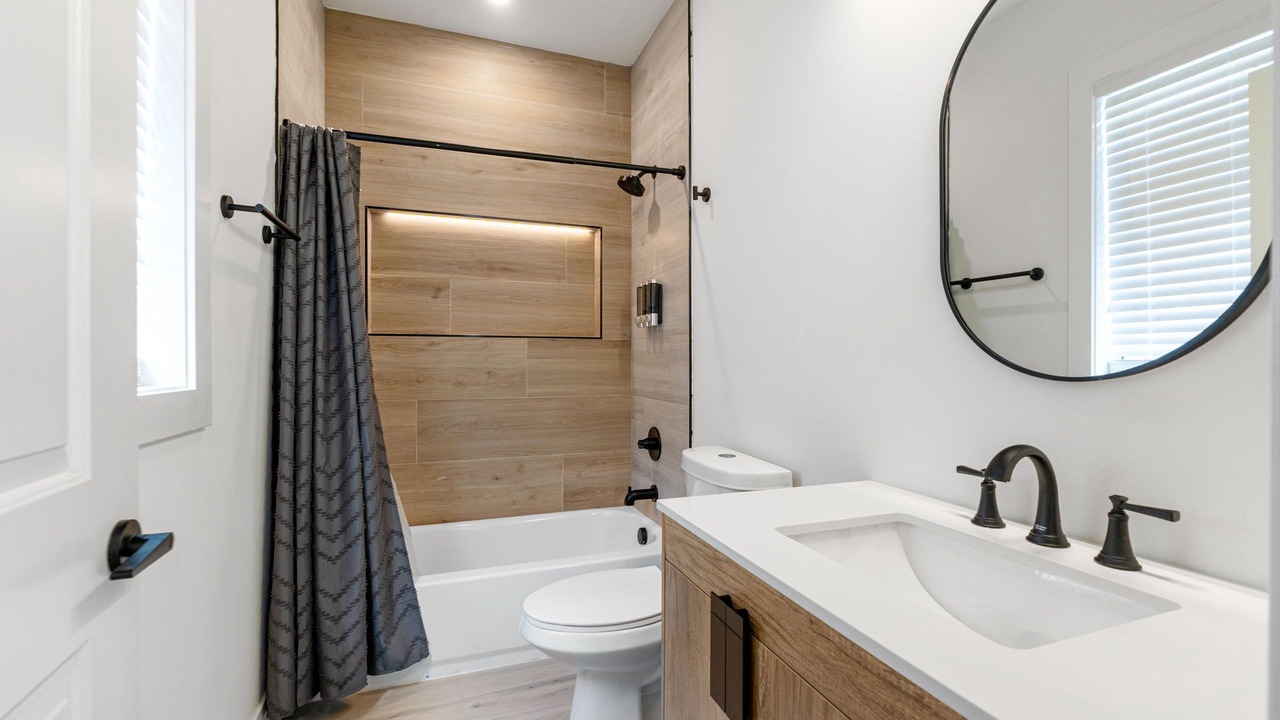 Photo of Bathroom in Olde Towne East
