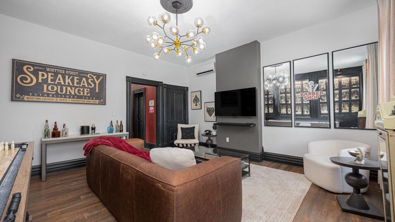 Photo of Livingroom in Downtown Columbus