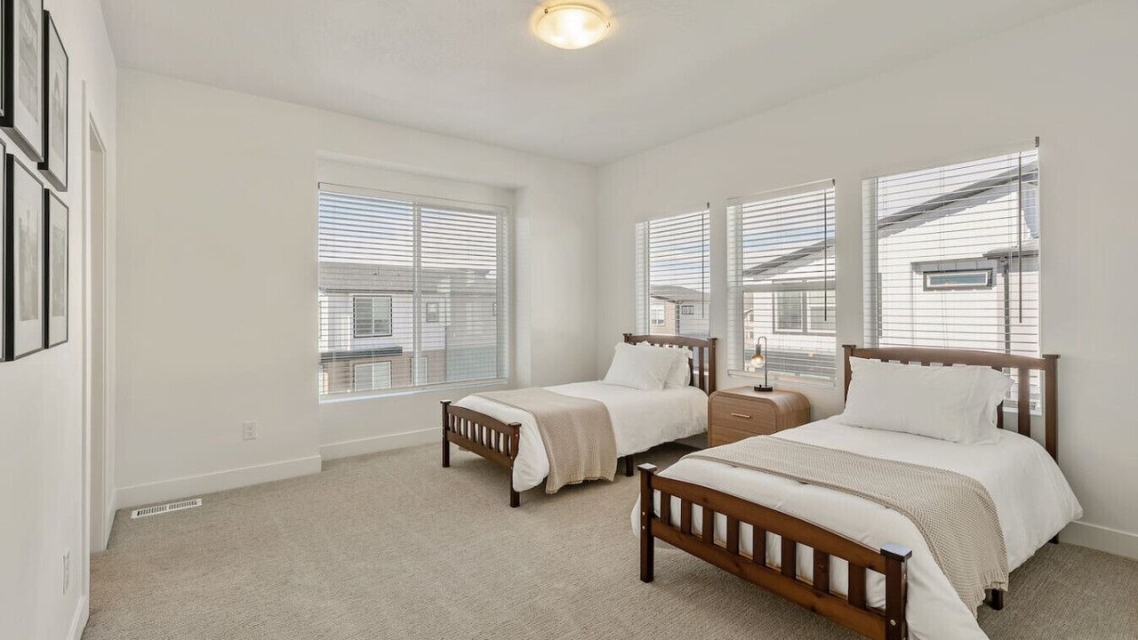 Photo of Bedroom in Sandy