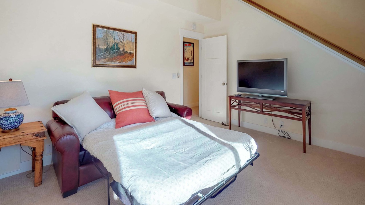 Photo of Bedroom in Park Meadows