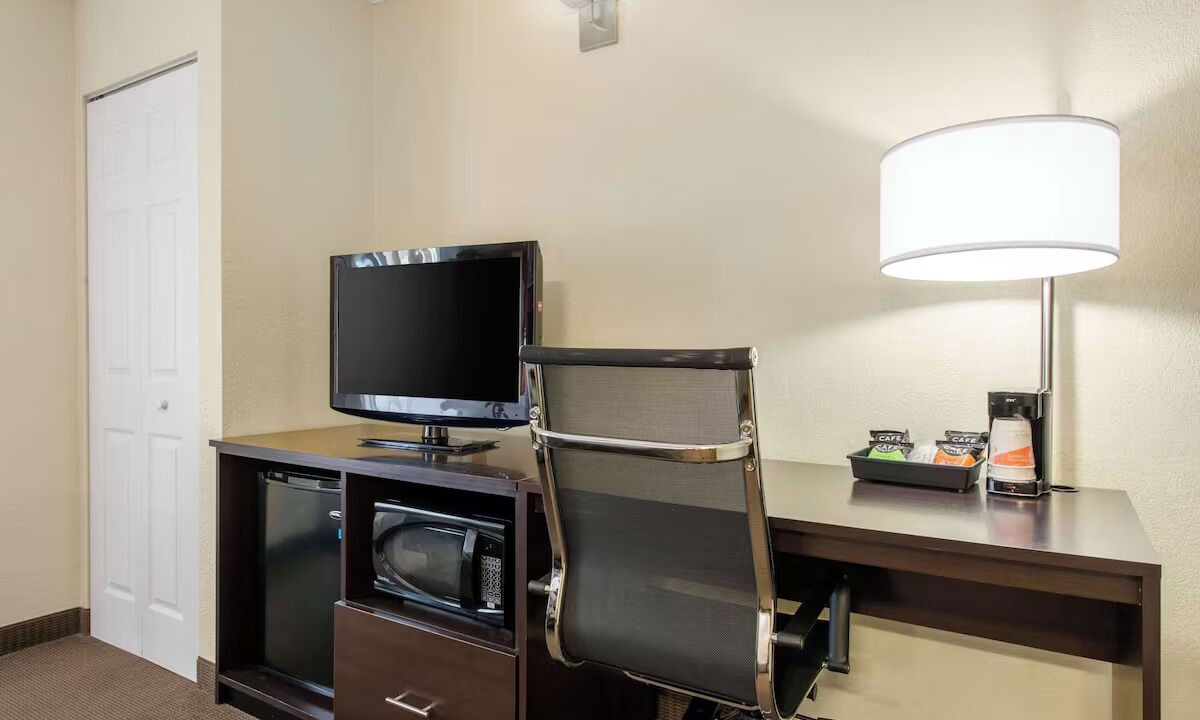 Photo of Bedroom in Bayou Oaks