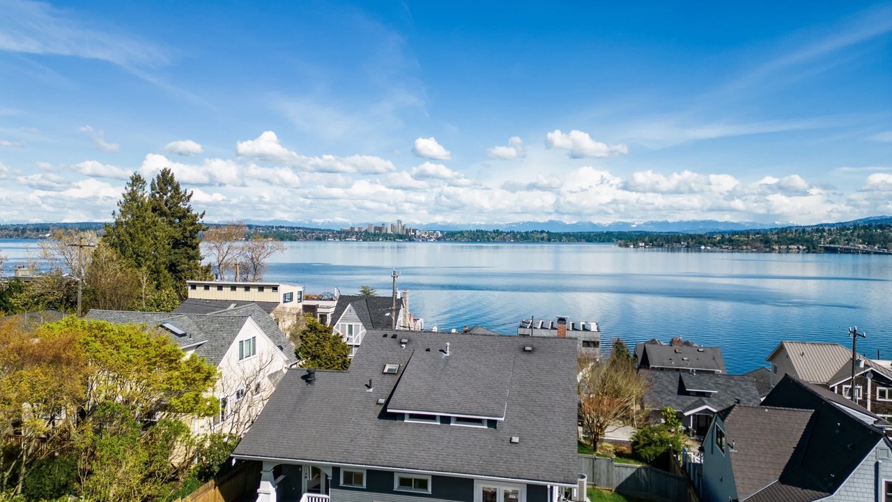 Photo of Others in Leschi