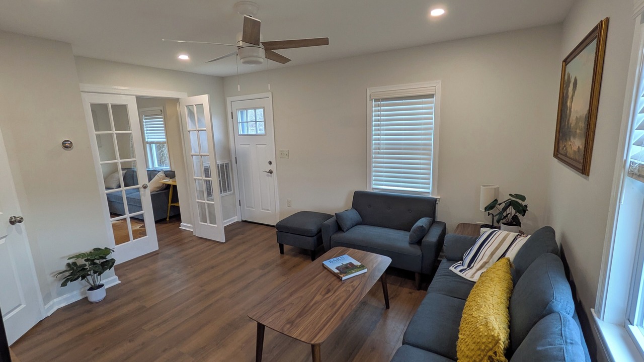 Photo of Livingroom in Urbana