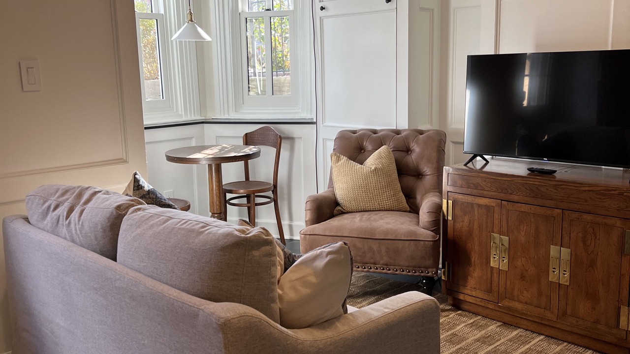 Photo of Livingroom in Dupont Circle