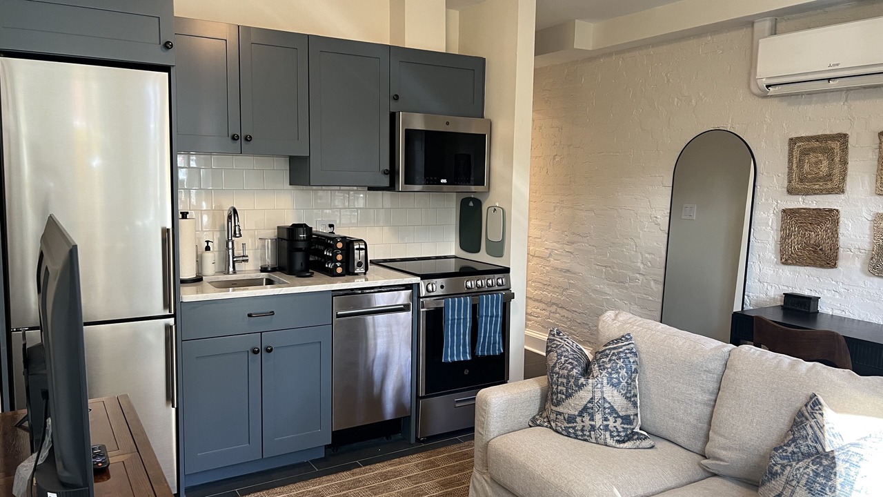 Photo of Livingroom in Dupont Circle