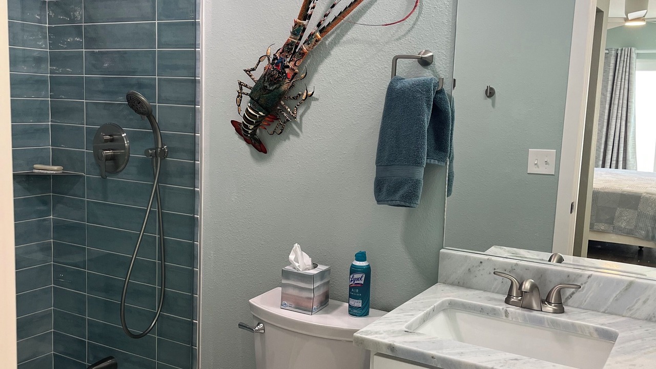 Photo of Bathroom in Plantation
