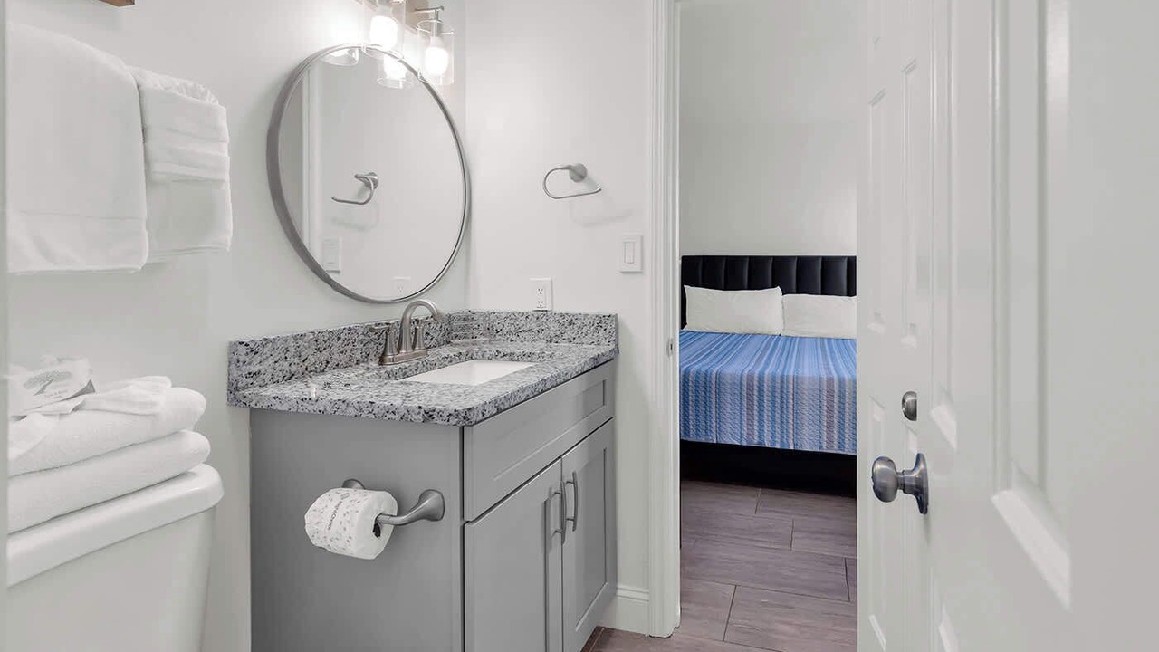 Photo of Bathroom in Ocean Drive