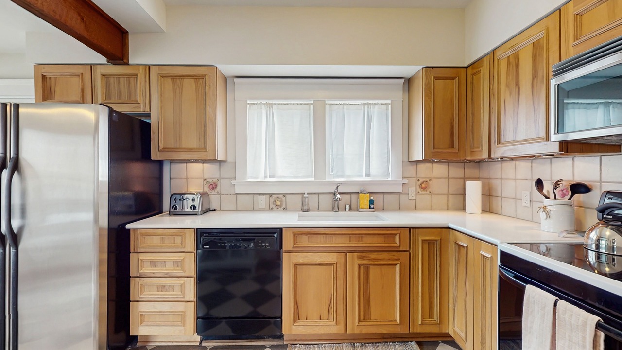 Photo of Kitchen in Green Lake