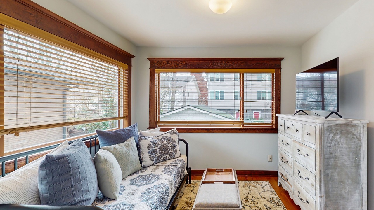 Photo of Livingroom in Green Lake