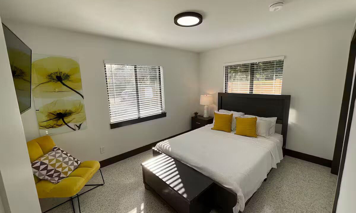 Photo of Bedroom in Indian Beach Sapphire Shores