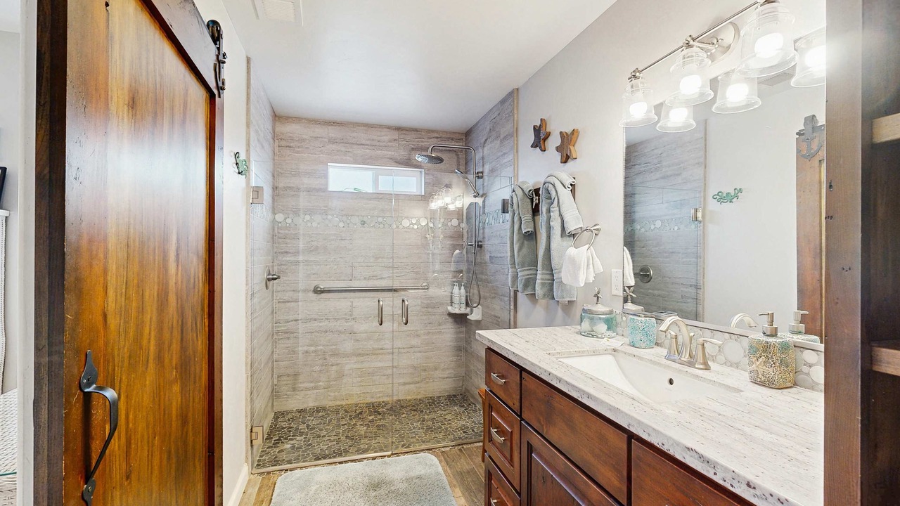 Photo of Bathroom in Cleone
