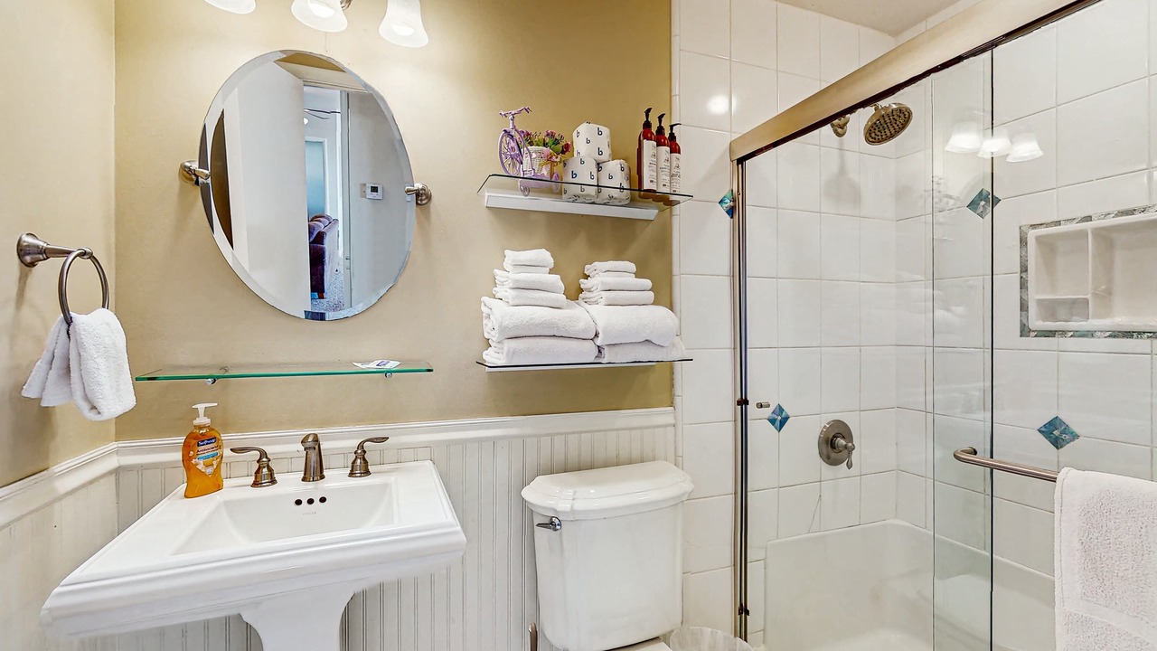 Photo of Bathroom in Fort Bragg