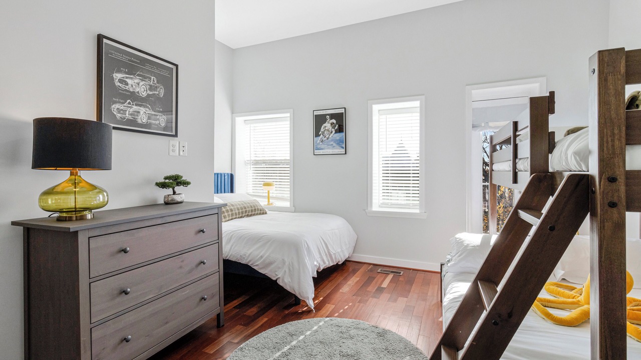 Photo of Bedroom in Bloomingdale