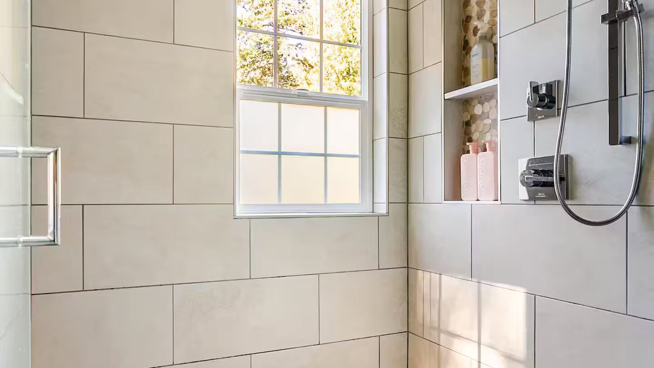 Photo of Bathroom in Rollingbay