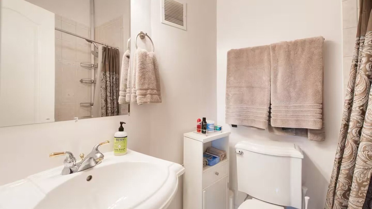Photo of Bathroom in Truxton Circle