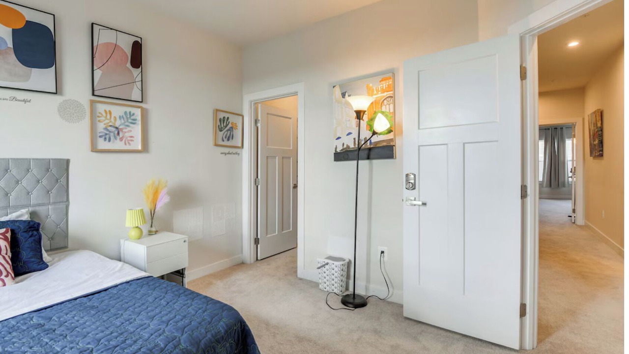 Photo of Bedroom in Laurel