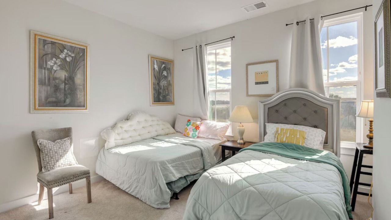 Photo of Bedroom in Laurel