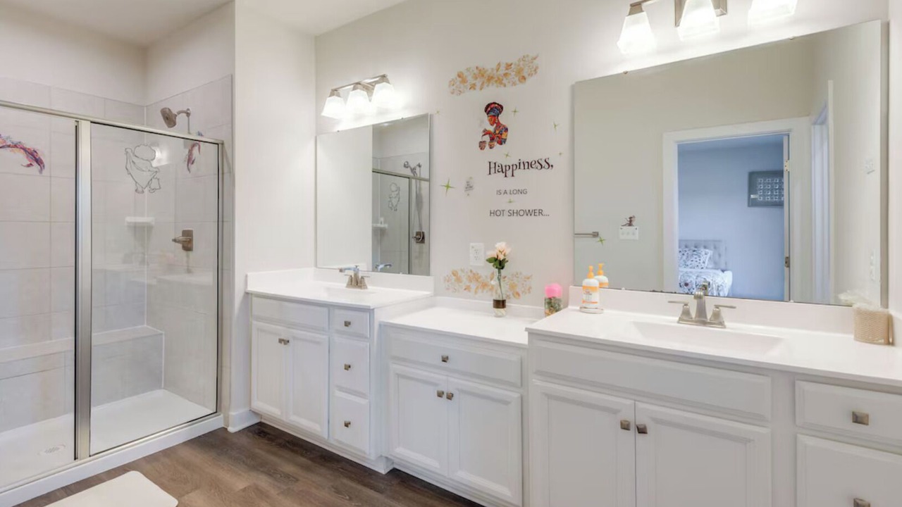 Photo of Bathroom in Laurel