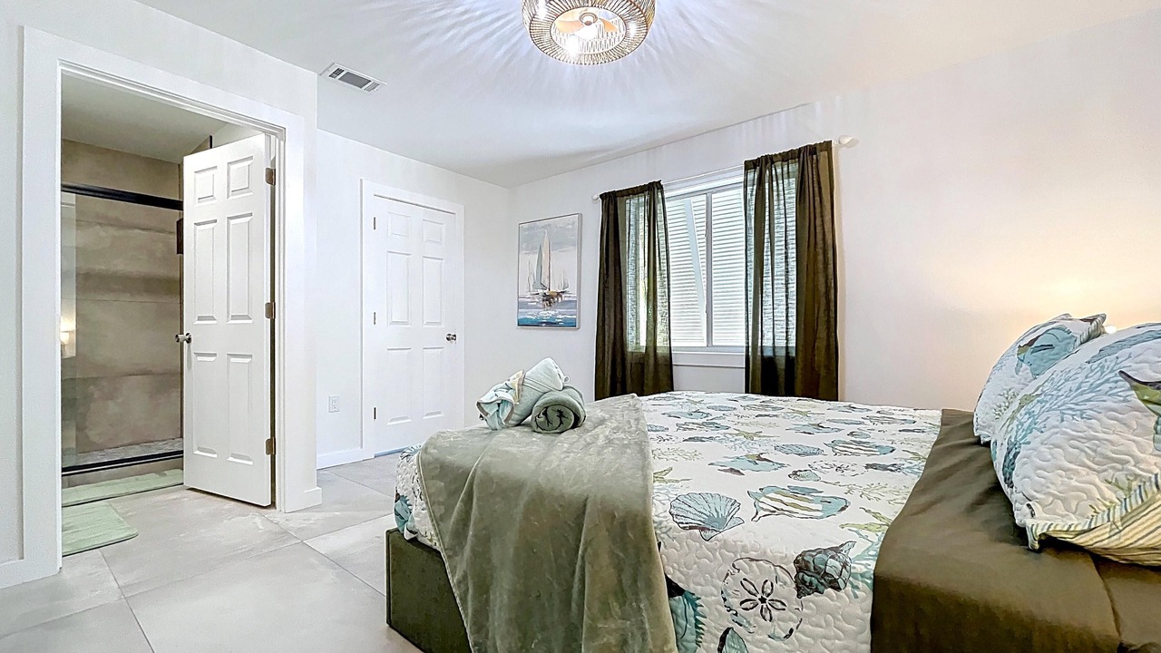 Photo of Bedroom in Bradenton Beach