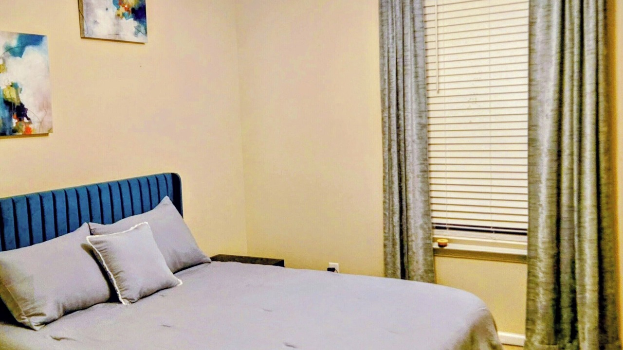 Photo of Bedroom in Apex